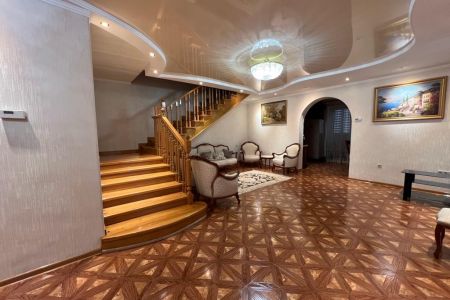 Апартаменты